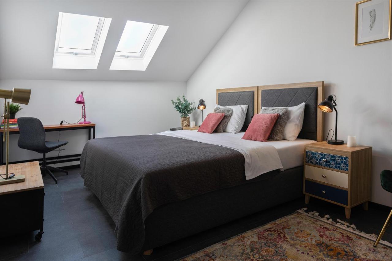 Kvaternik Square Rooms Zagreb Eksteriør bilde