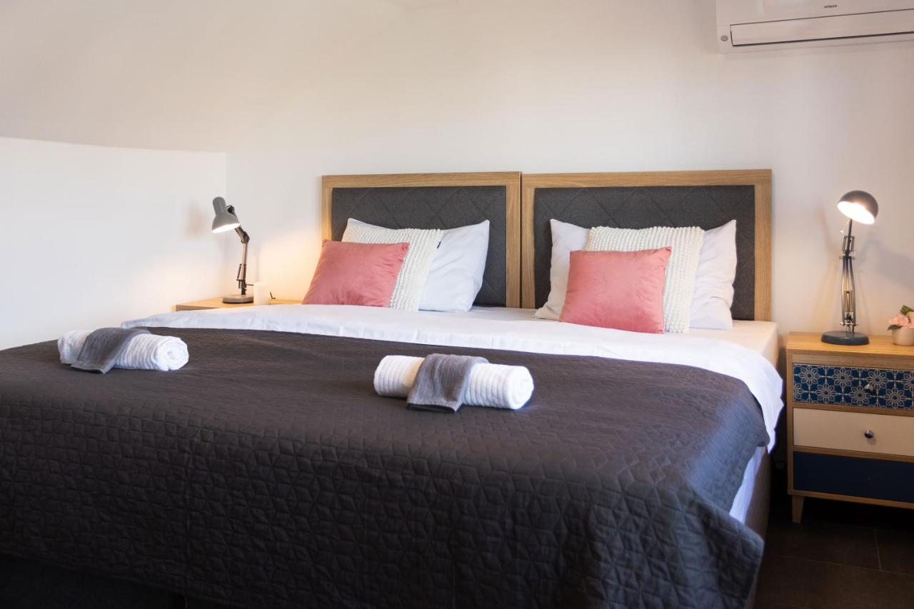 Kvaternik Square Rooms Zagreb Eksteriør bilde